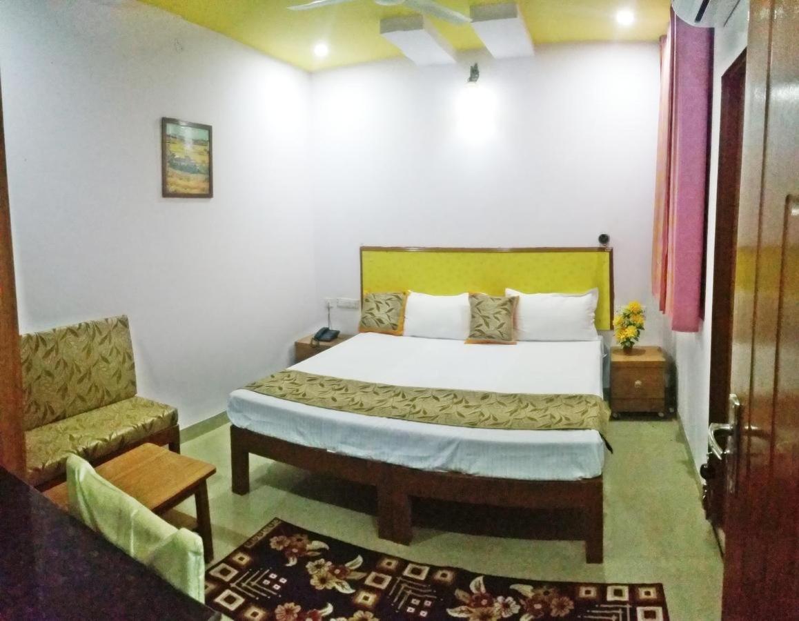 Airport Sky Inn Homestay Jaipur Eksteriør bilde
